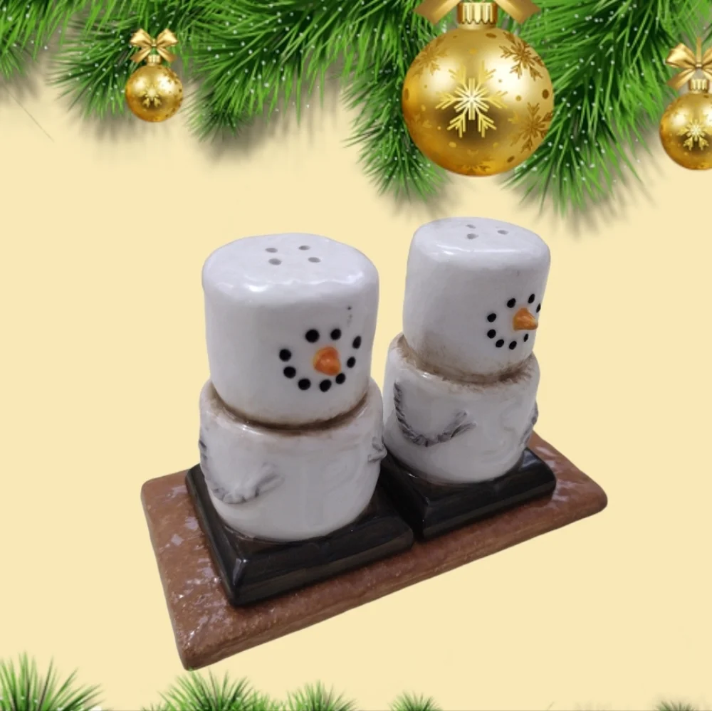 Vintage Midwest S'mores Christmas Salt & Pepper Shakers